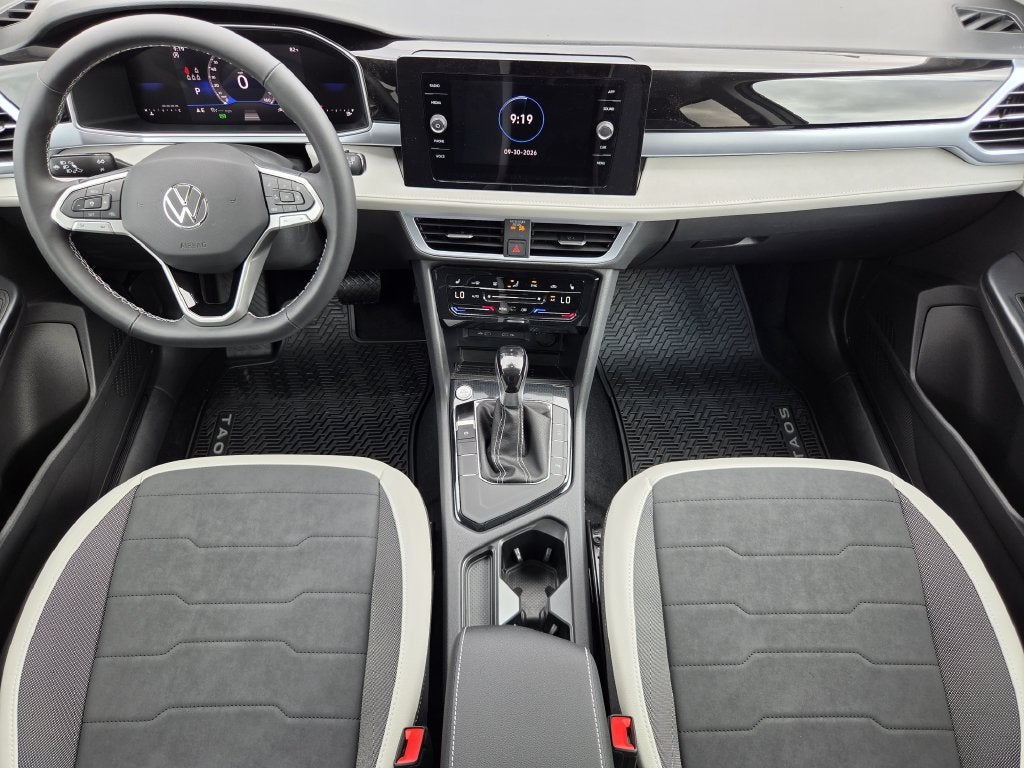 2027 Volkswagen Taos 1.5T SE