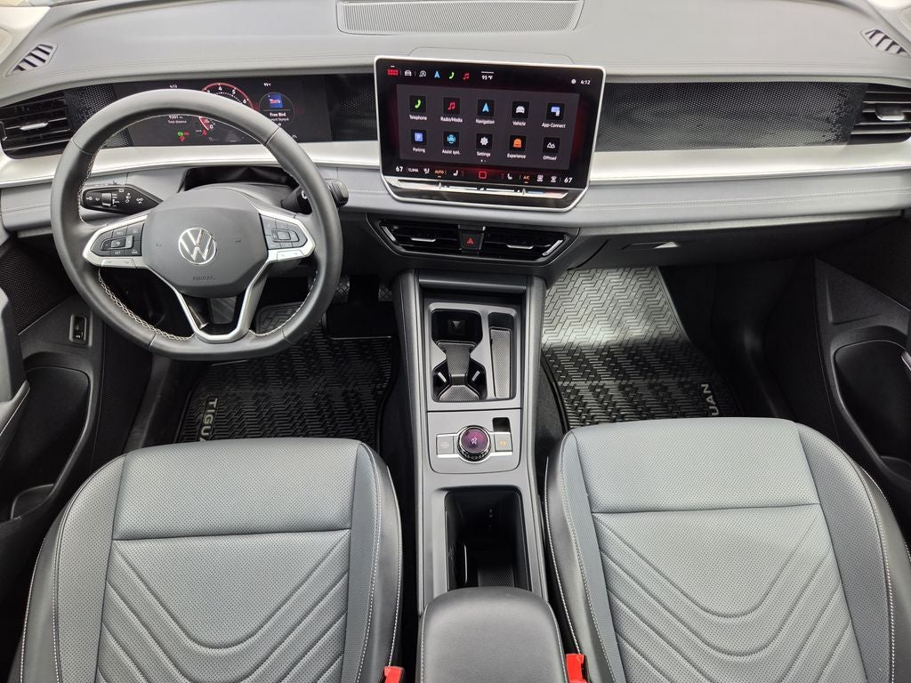 2025 Volkswagen Tiguan 2.0T SE