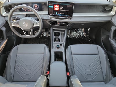 2025 Volkswagen Tiguan 2.0T SE