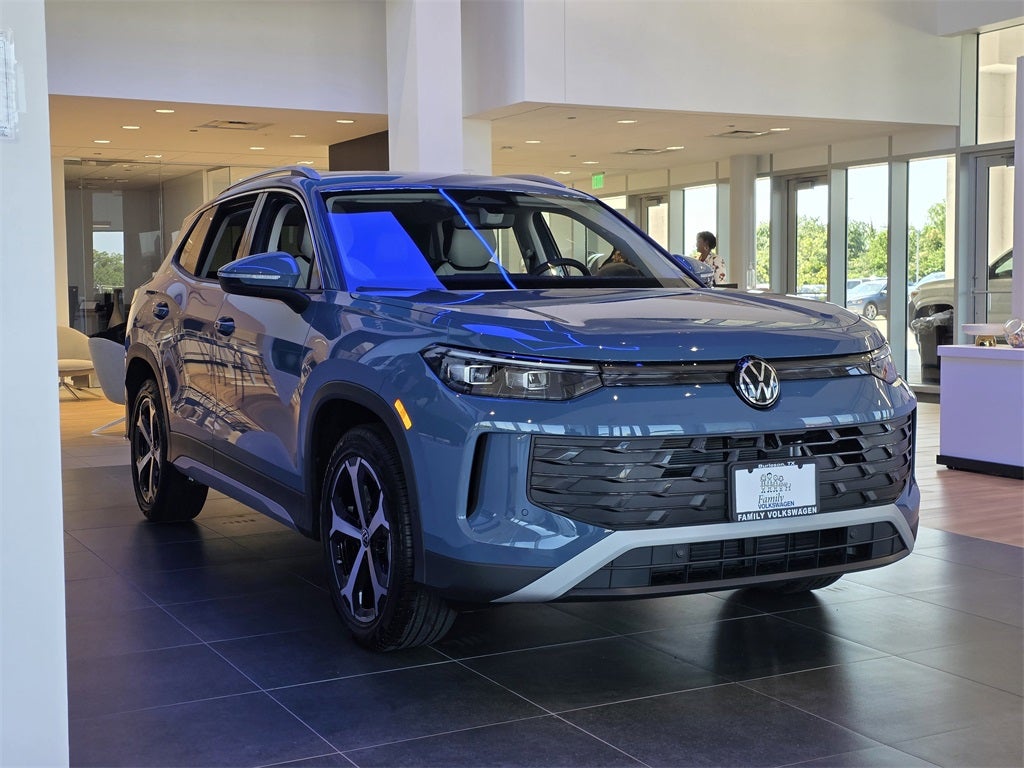 2025 Volkswagen Tiguan 2.0T SE