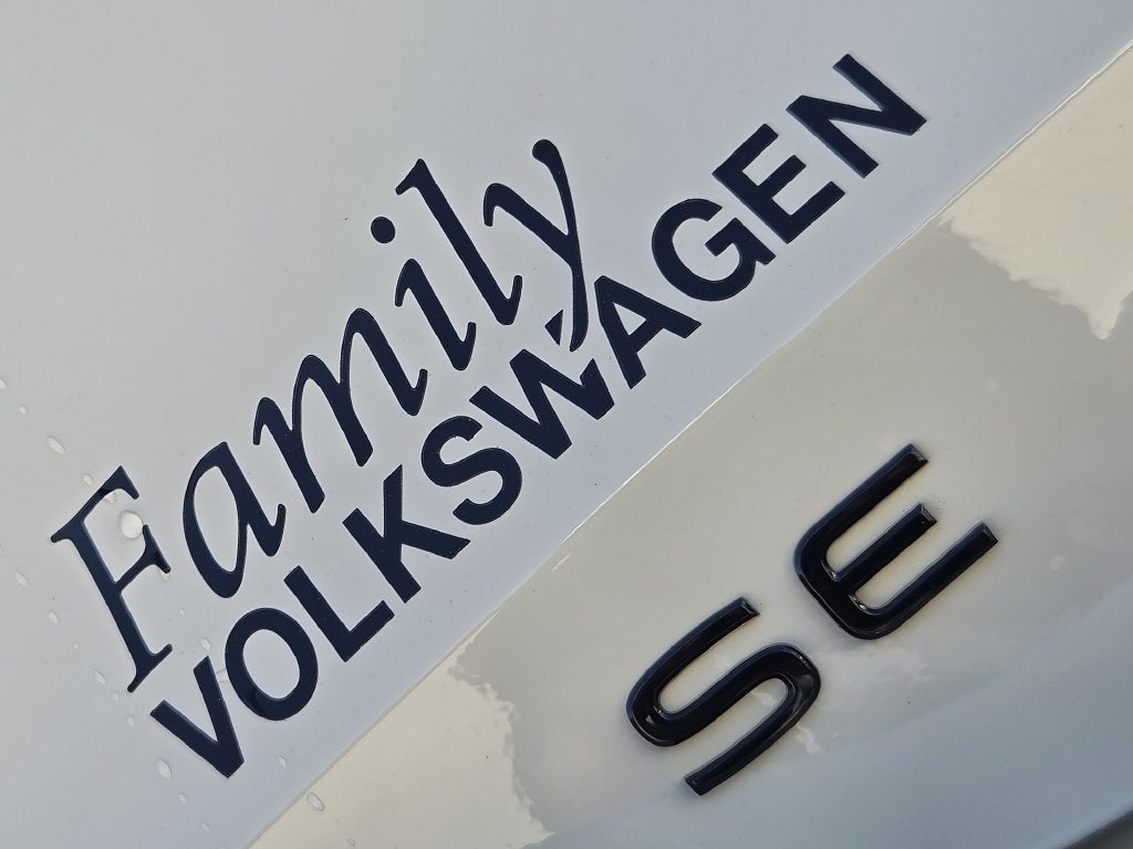2026 Volkswagen Tiguan SE R-Line Black