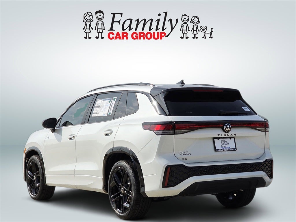 2026 Volkswagen Tiguan 2.0T SE R-Line Black