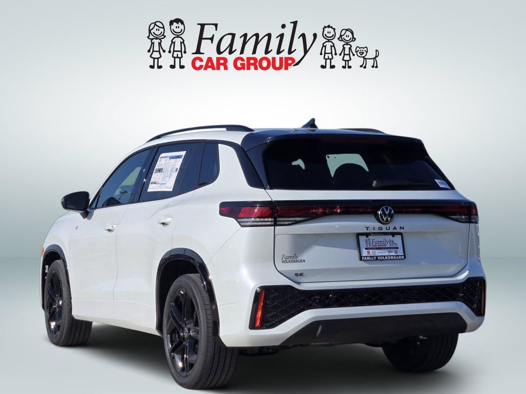 2026 Volkswagen Tiguan 2.0T SE R-Line Black