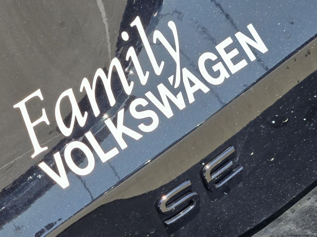 2026 Volkswagen Tiguan 2.0T SE R-Line Black