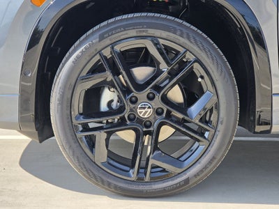 2026 Volkswagen Tiguan 2.0T SE R-Line Black