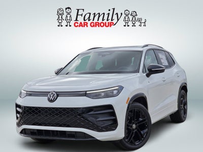 2026 Volkswagen Tiguan 2.0T SE R-Line Black