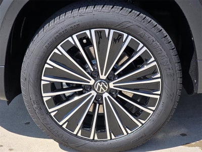 2025 Volkswagen Taos 1.5T SE