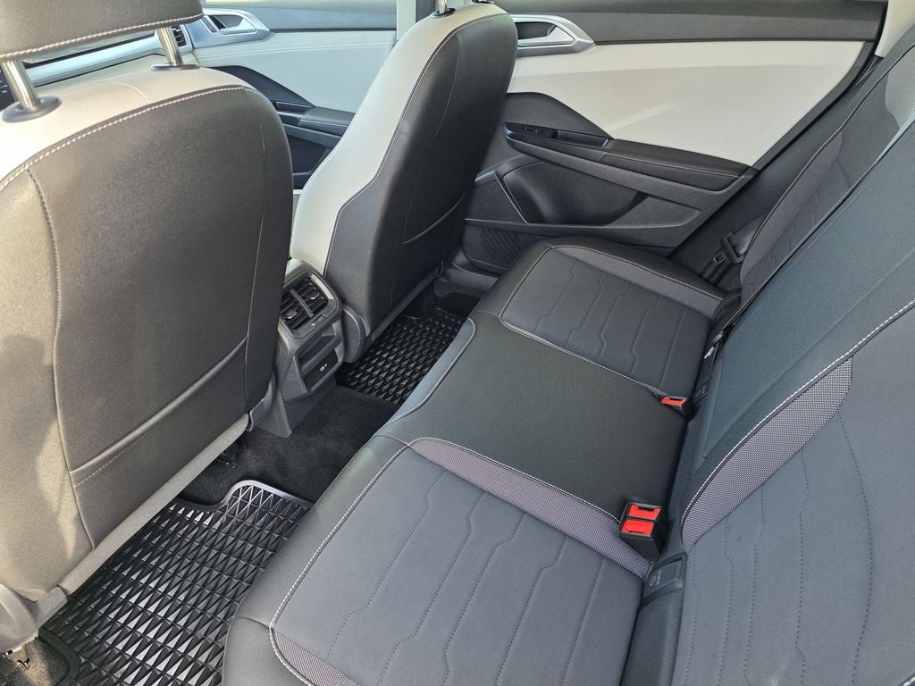 2026 Volkswagen Taos 1.5T SE