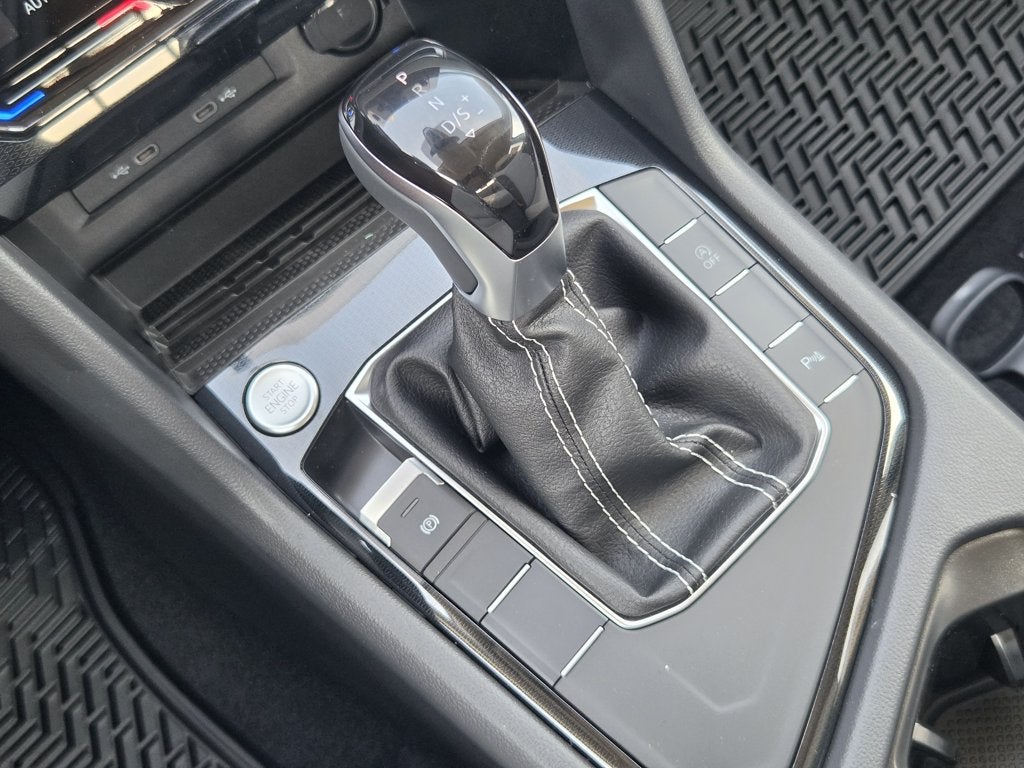 2027 Volkswagen Taos 1.5T SE