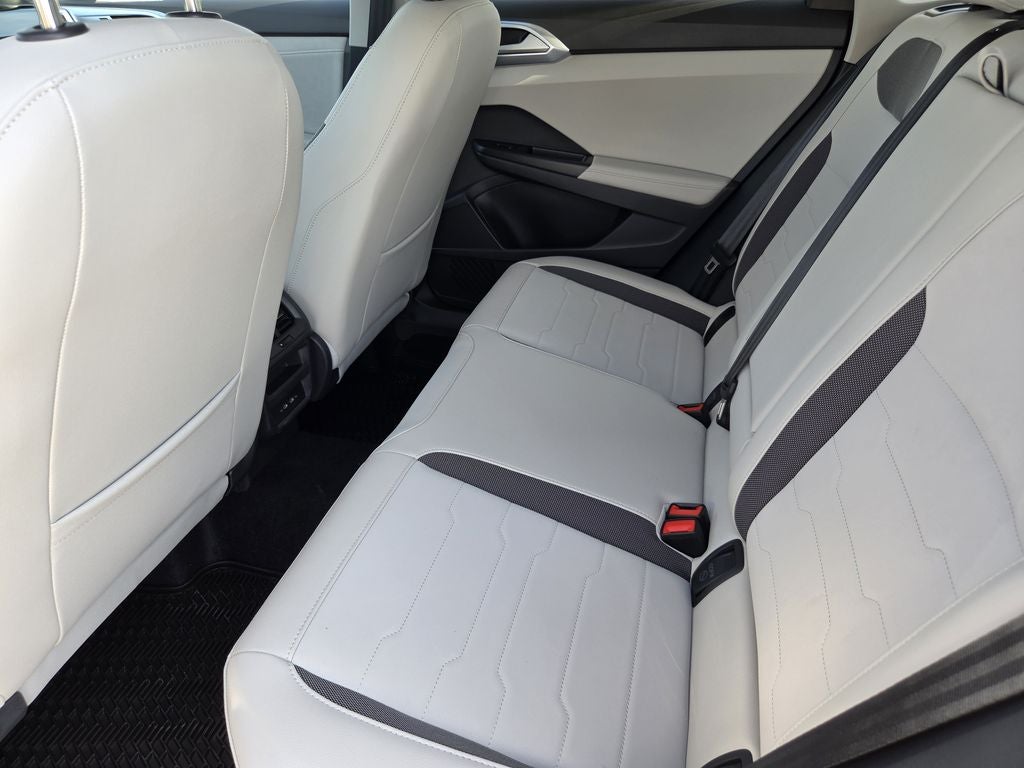 2027 Volkswagen Taos 1.5T SE