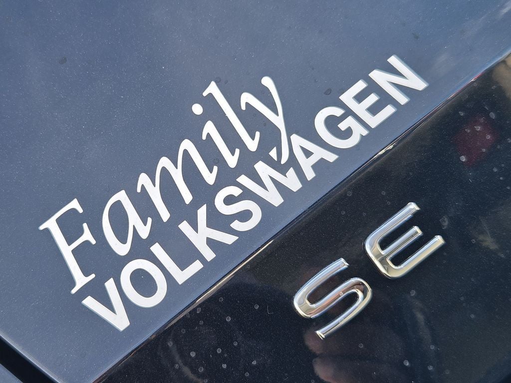 2027 Volkswagen Taos 1.5T SE