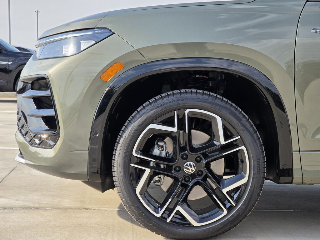 2026 Volkswagen Tiguan 2.0T SEL R-Line Turbo