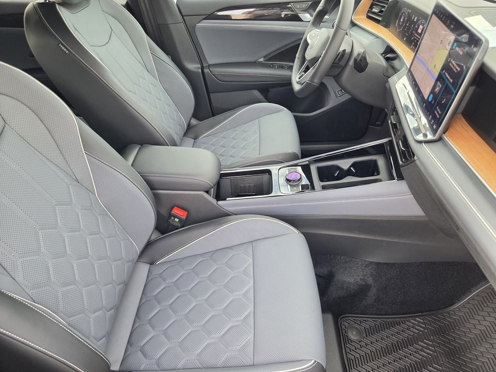 2026 Volkswagen Tiguan 2.0T SEL R-Line Turbo