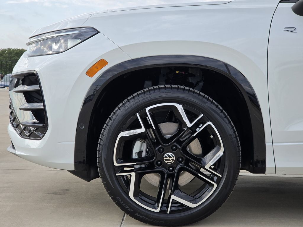 2026 Volkswagen Tiguan 2.0T SEL R-Line Turbo