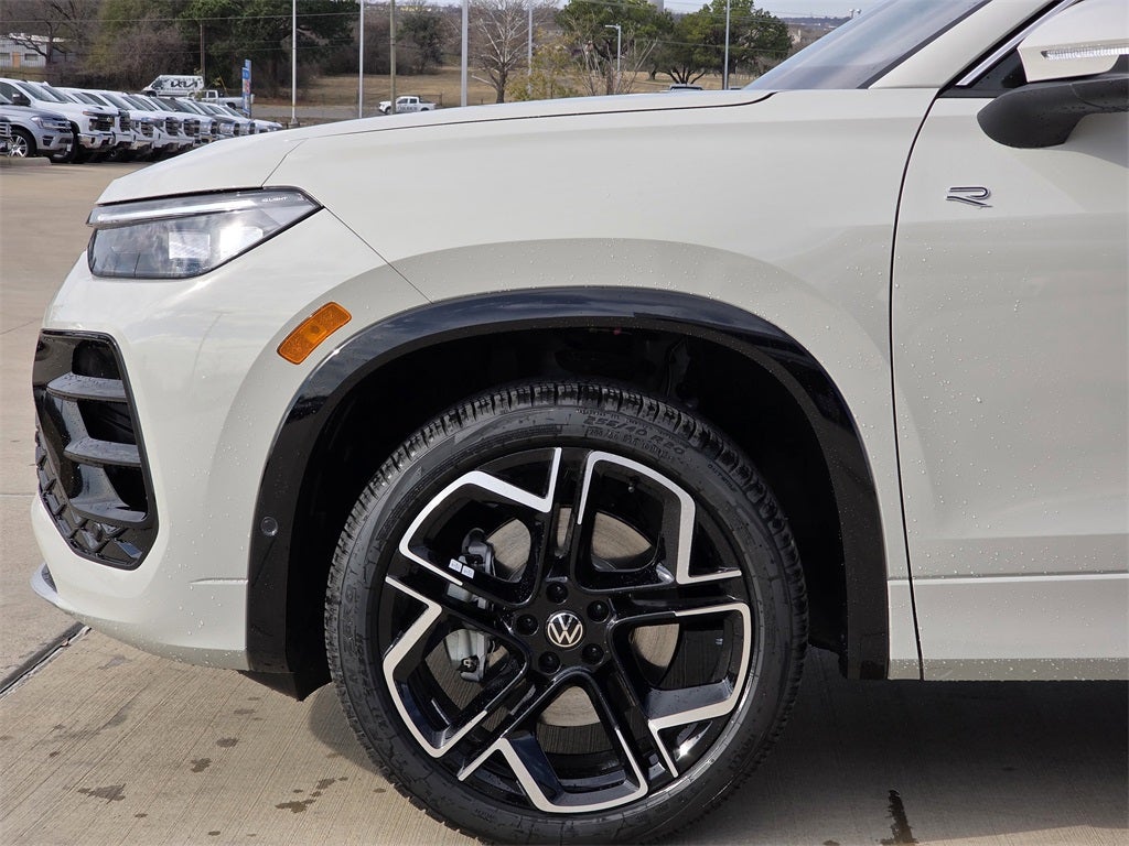 2026 Volkswagen Tiguan 2.0T SEL R-Line