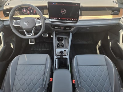 2026 Volkswagen Tiguan 2.0T SEL R-Line Turbo
