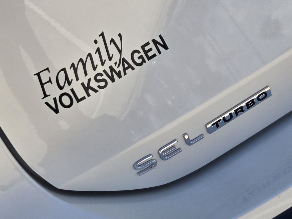 2026 Volkswagen Tiguan 2.0T SEL R-Line Turbo