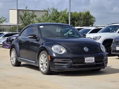 2019 Volkswagen Beetle 2.0T SE