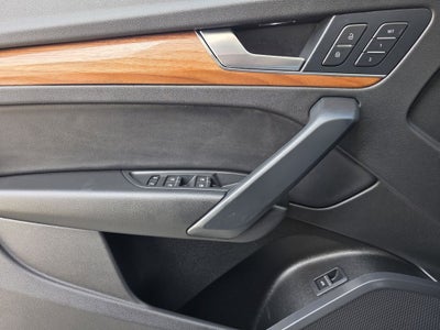 2023 Audi Q5 45 S line Premium quattro