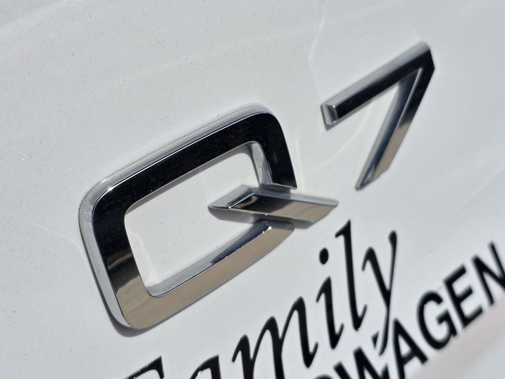 2023 Audi Q7 55 Prestige quattro