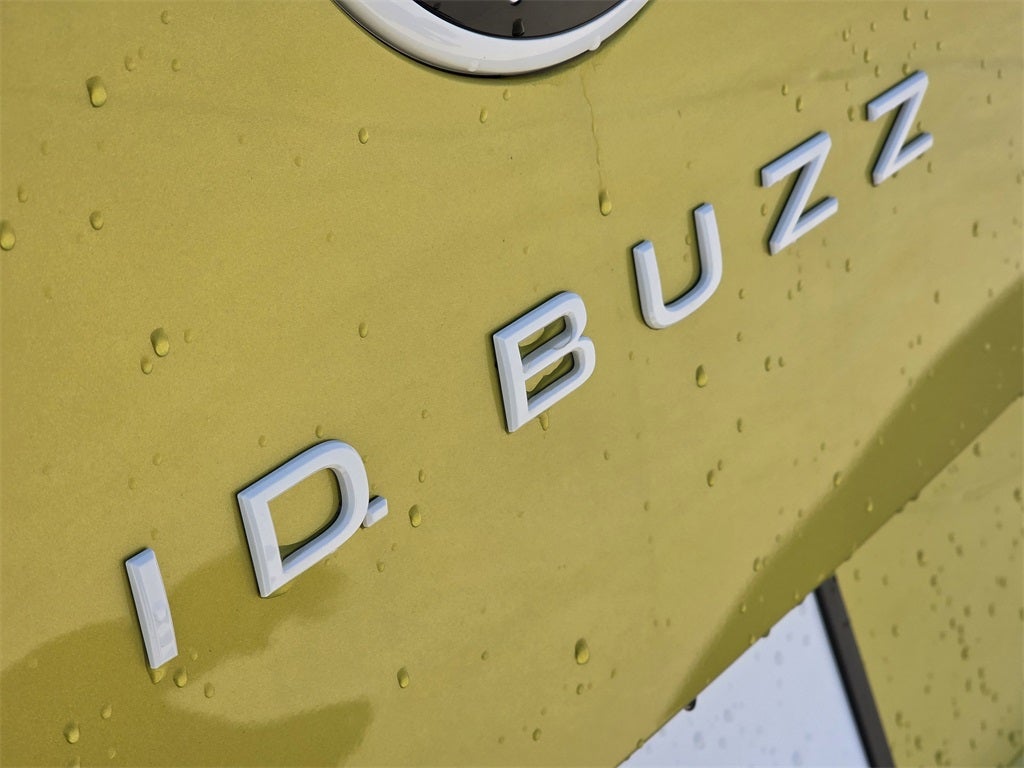 2025 Volkswagen ID. Buzz Pro S Plus