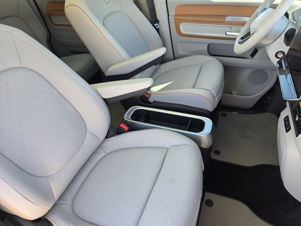 2025 Volkswagen ID. Buzz Pro S Plus