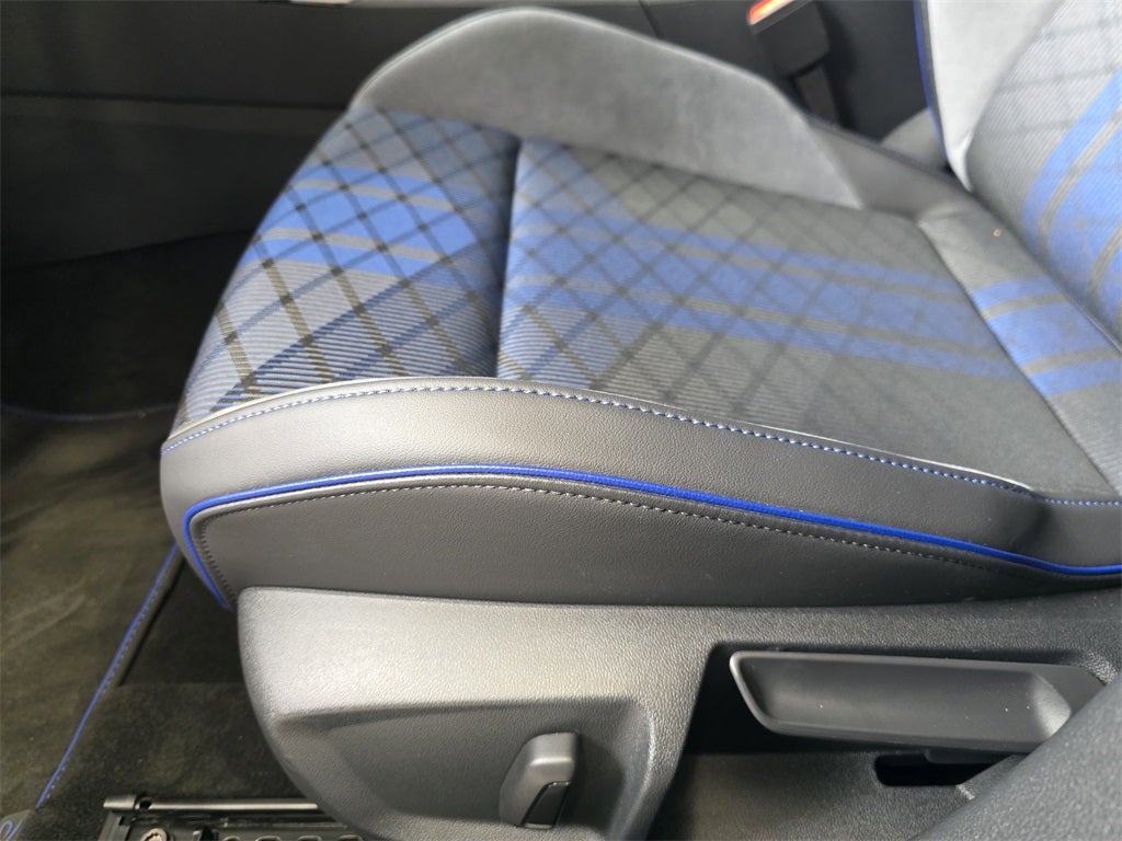 2026 Volkswagen Golf R 2.0T