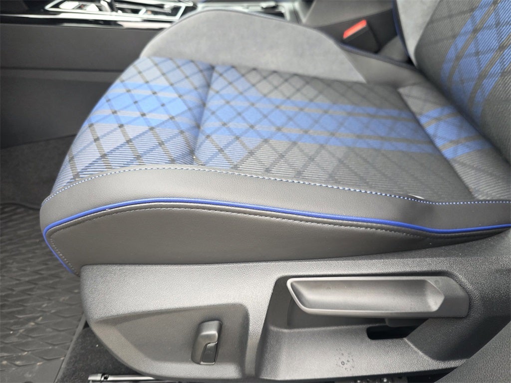 2026 Volkswagen Golf R 2.0T