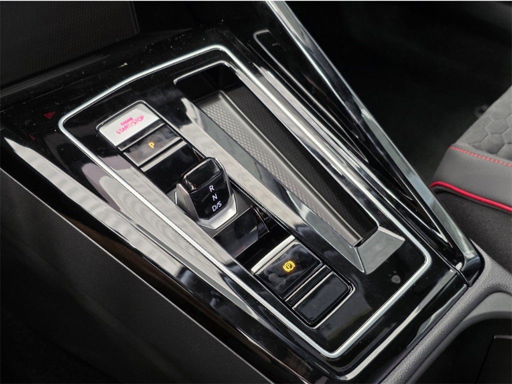 2025 Volkswagen Golf GTI 2.0T SE