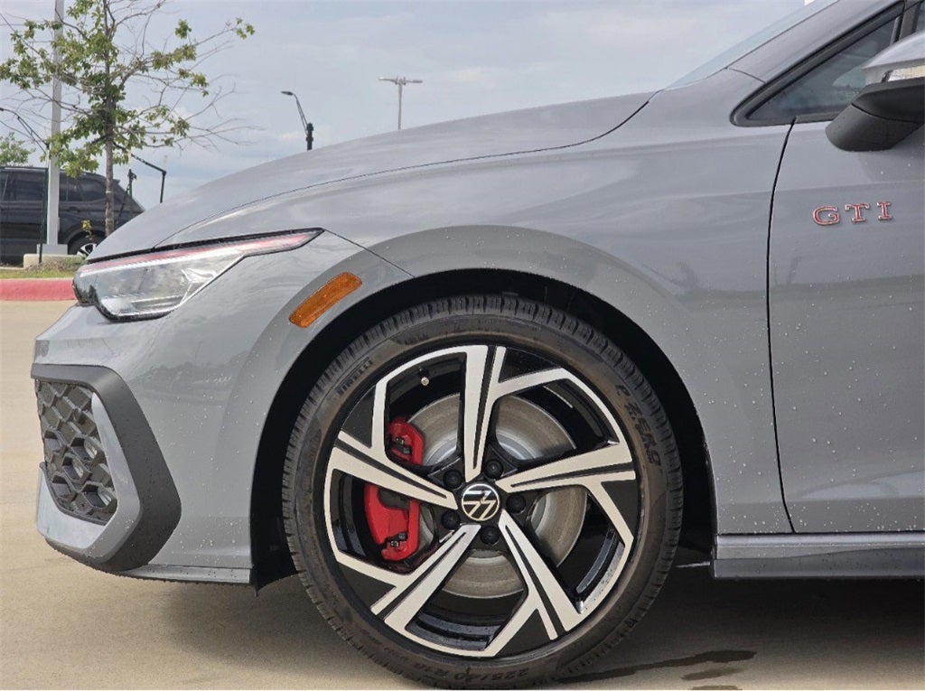 2025 Volkswagen Golf GTI 2.0T SE
