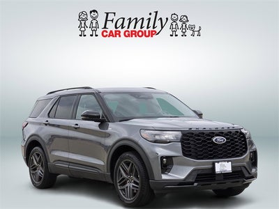 2025 Ford Explorer ST-Line