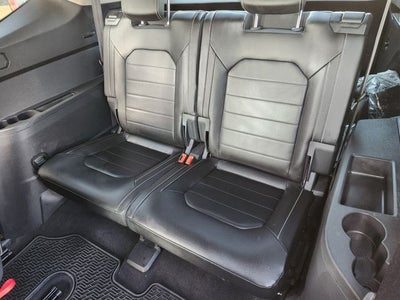 2022 Volkswagen Atlas 3.6L V6 SEL Premium R-Line