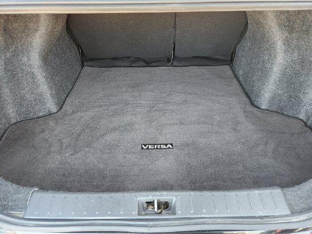 2021 Nissan Versa 1.6 SV