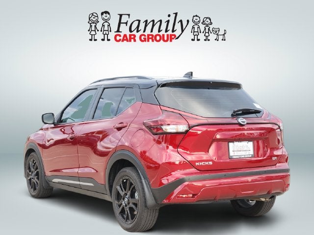 2023 Nissan Kicks SR