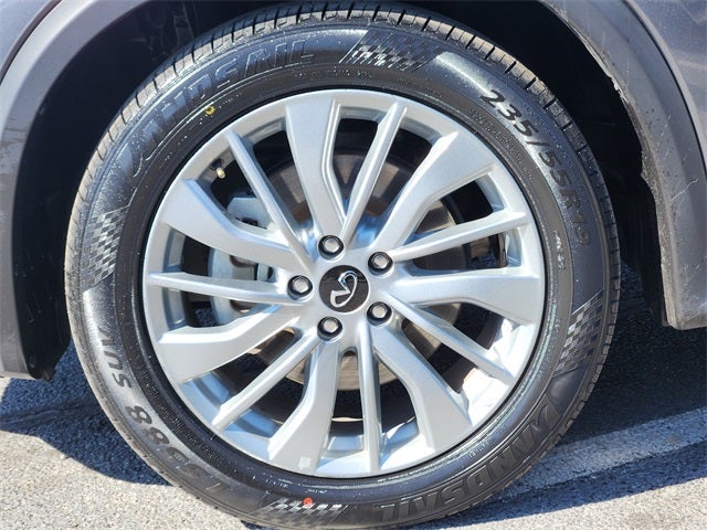 2024 INFINITI QX50 LUXE