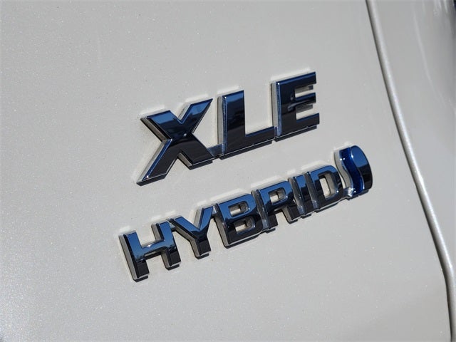 2021 Toyota RAV4 Hybrid XLE Premium