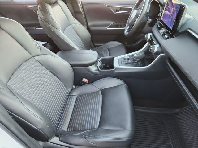 2025 Toyota RAV4 Hybrid XSE
