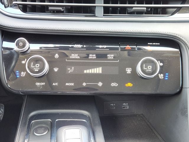 2022 INFINITI QX60 LUXE