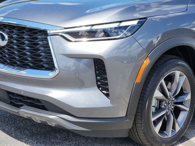 2022 INFINITI QX60 LUXE