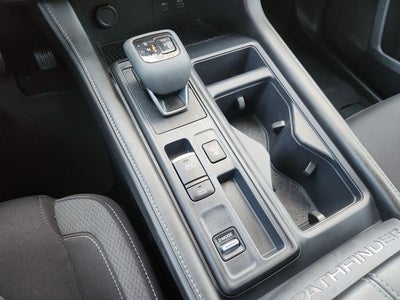 2024 Nissan Pathfinder S
