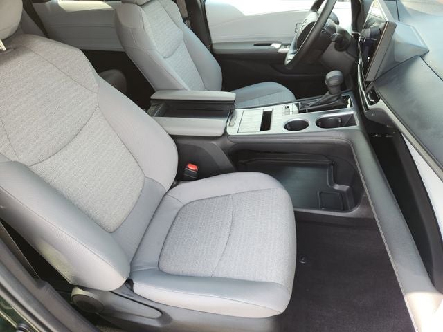 2025 Toyota Sienna LE 8 Passenger