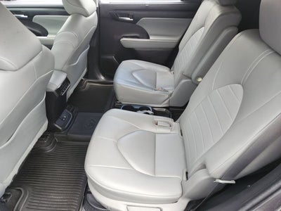 2023 Toyota Highlander Hybrid XLE