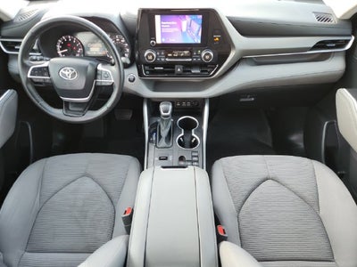 2024 Toyota Highlander LE