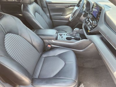 2025 Toyota Highlander XSE