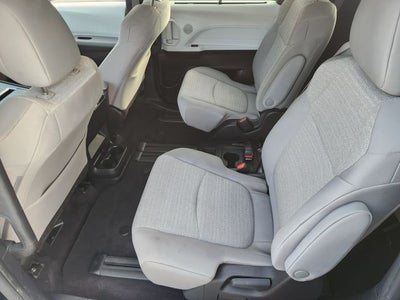 2025 Toyota Sienna LE 8 Passenger