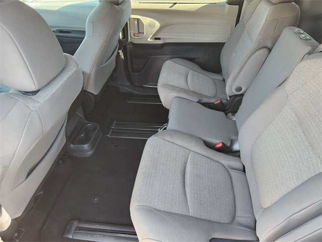 2024 Toyota Sienna LE 8 Passenger