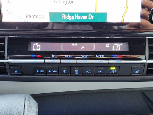 2023 Toyota Sienna XSE 7 Passenger