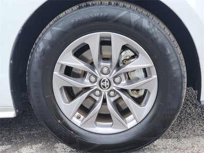 2025 Toyota Sienna XLE 8 Passenger