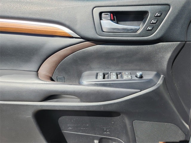 2019 Toyota Highlander Limited Platinum