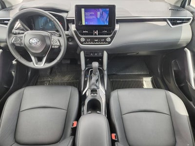2025 Toyota Corolla Cross XLE